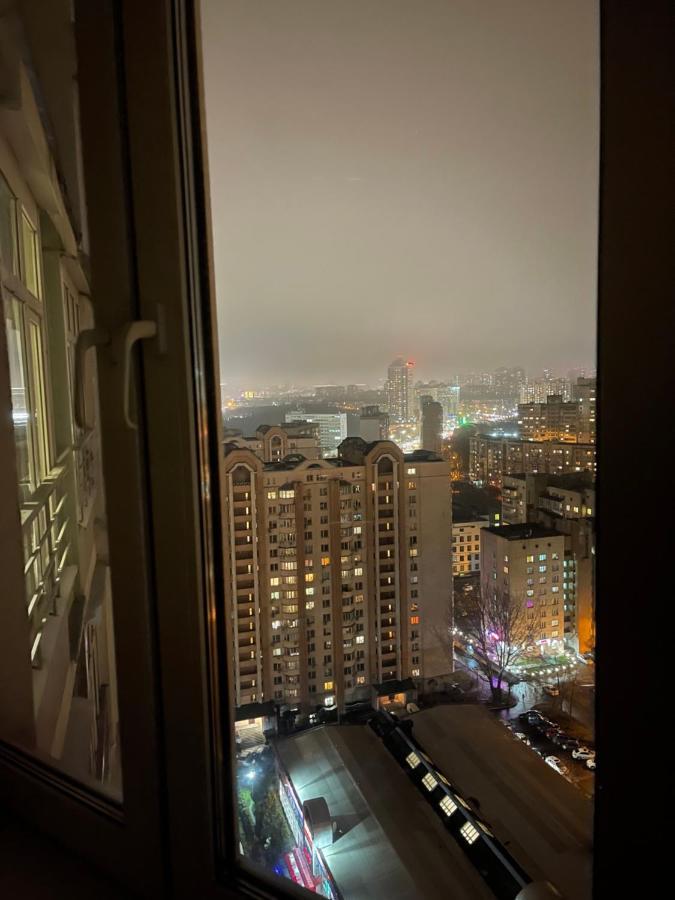 View Apartments, 22 Floor With 2 Rooms เคียฟ ภายนอก รูปภาพ