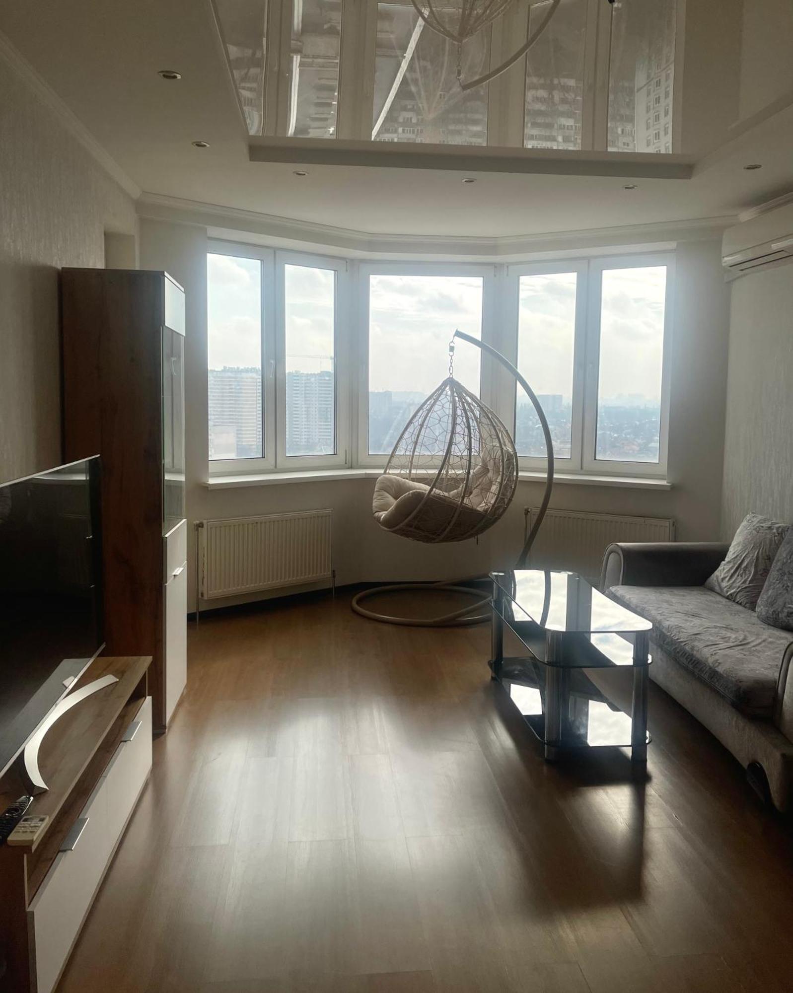 View Apartments, 22 Floor With 2 Rooms เคียฟ ภายนอก รูปภาพ